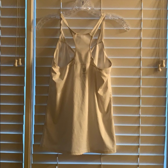 FOUR KSWISS Athletic Tanks - Picture 8 of 8